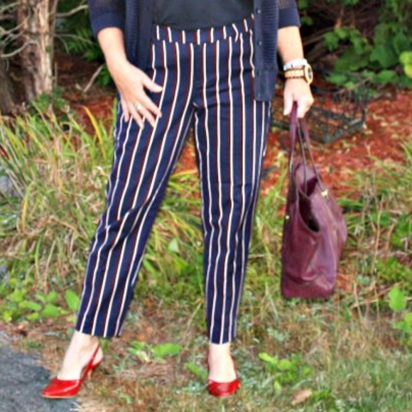 OLD NAVY HARPER MID RISE STRIPED RED NAVY PANTS - Picture 2 of 8